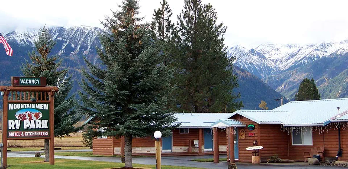 Western-style Mountain View Motel, Joseph Oregon lodging