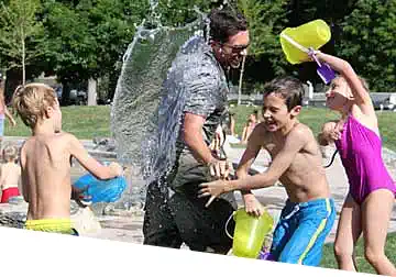 Family Reunions are a SPLASH at the Mountain View Motel & RV Park!