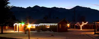 Winter twilight at the Mountain View Motel – RV Park